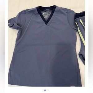 Figs Women's Scrub Set in Navy and Lime